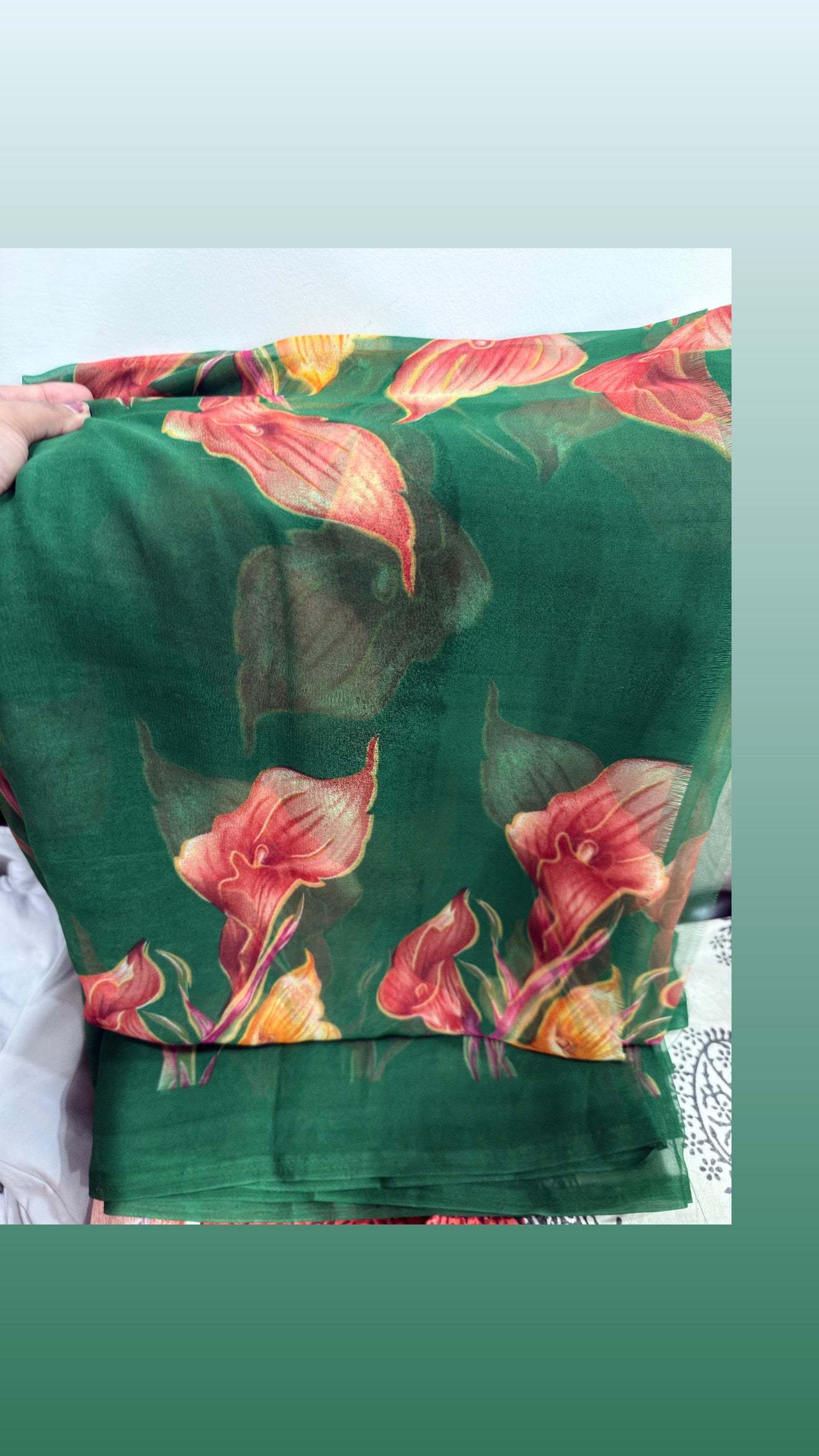 Emerald Bloom Georgette Saree ✨